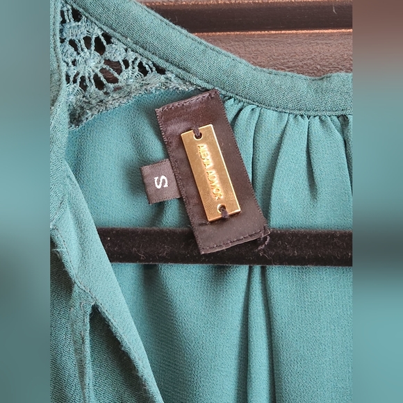 Saks Fifth Avenue Alexia Admore Green Dress Sz S mini midi classic boho lace - Picture 3 of 8